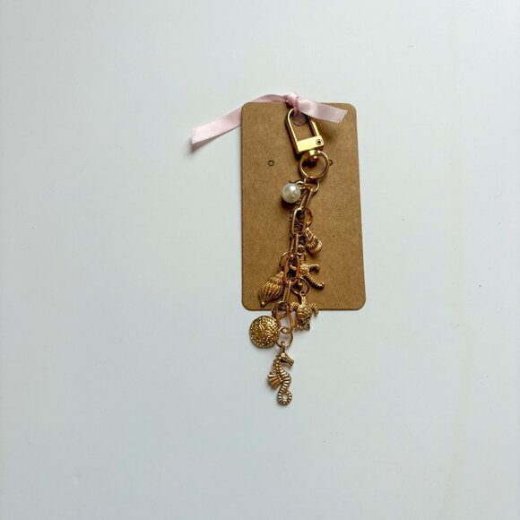 Handmade Ocean Side Keychain - Picture 2 of 3